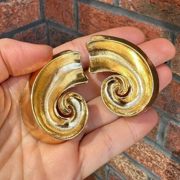 ZARA SEMI-CIRCULAR SILVER GOLD  EARRINGS - Picture 1 of 16